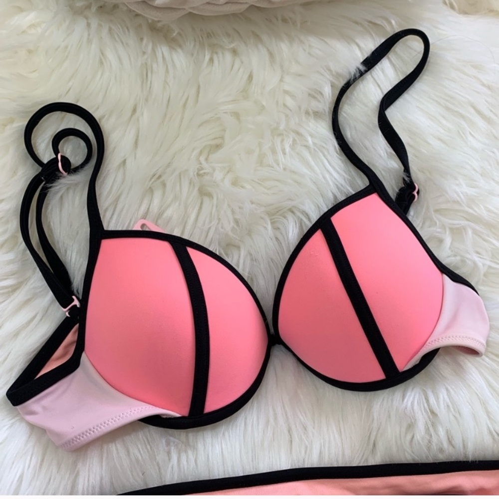 ❗️sold❗️VS Bikini set - Picture 2 of 4